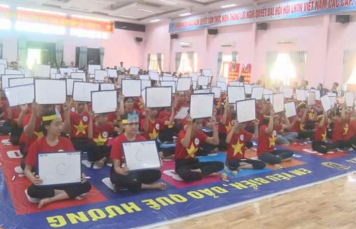Cuộc thi "em yêu biển, đảo quê hương" tại thị xã Ngã Năm 